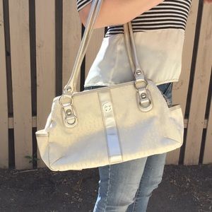 NWOT Giani Bernini Cream Purse